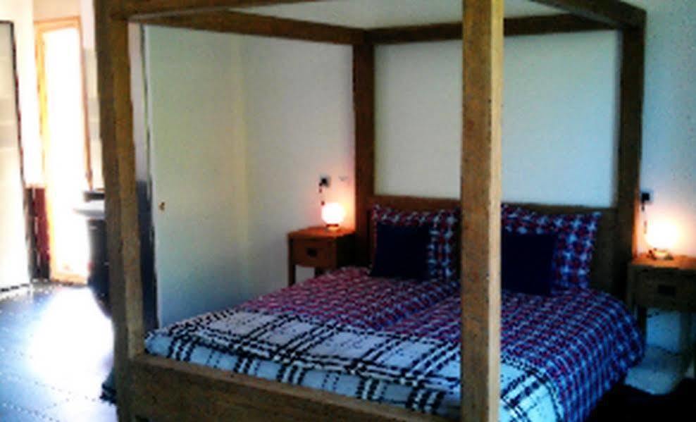 Le Chalet Champenois Bed and Breakfast Bethon Esterno foto